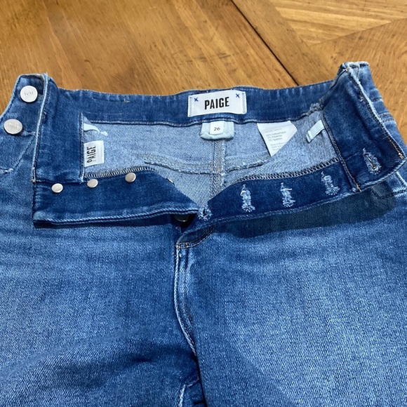 Paige - Picture 3 of 7